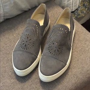 Like New Gray Seychelles Shoes